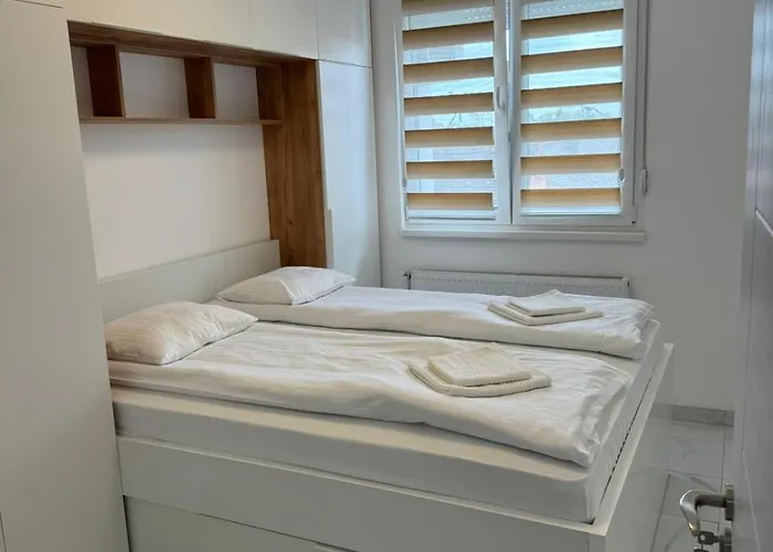 Appartement Biser 5 *